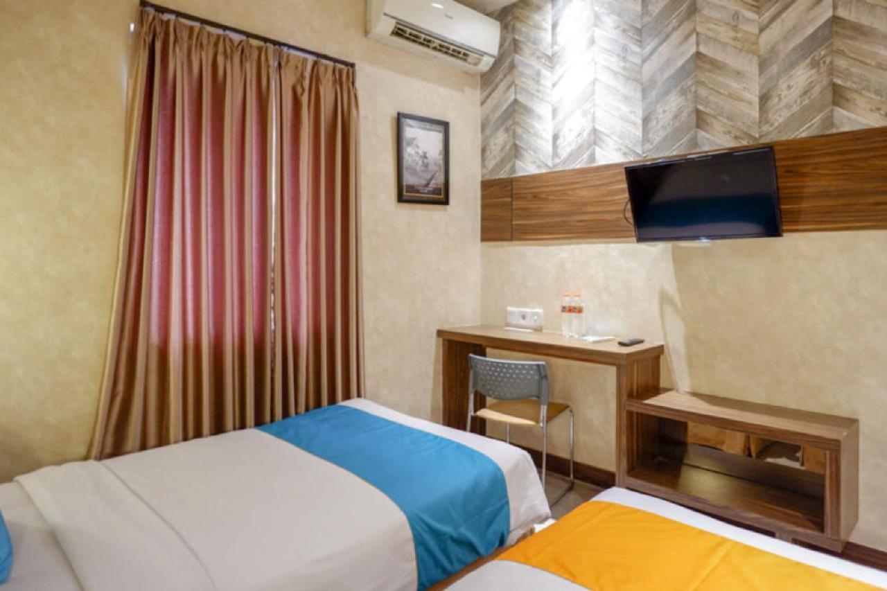 Sans Hotel Ekkon Yogyakarta By Reddoorz Ngabean Exteriér fotografie